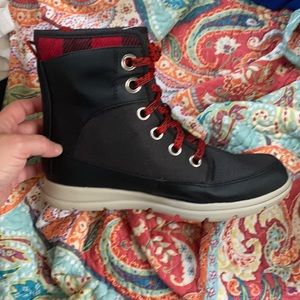 Women’s Sorel Explorer 1964 waterproof - Black with Buffalo Plaid trim NIB.